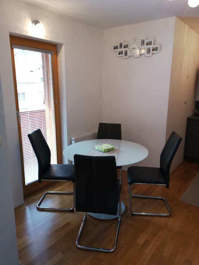 Apartma Lucijana Mojstrana Bagian luar foto